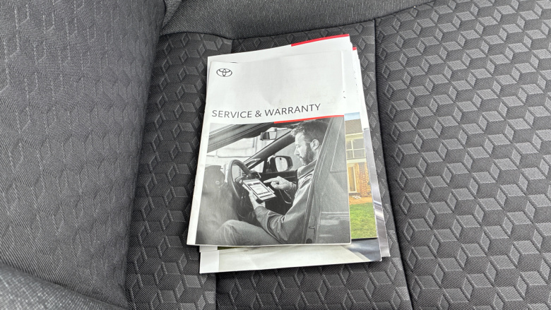 Toyota Yaris 1.5 Hybrid Design 5dr CVT Hybrid Hatchback
